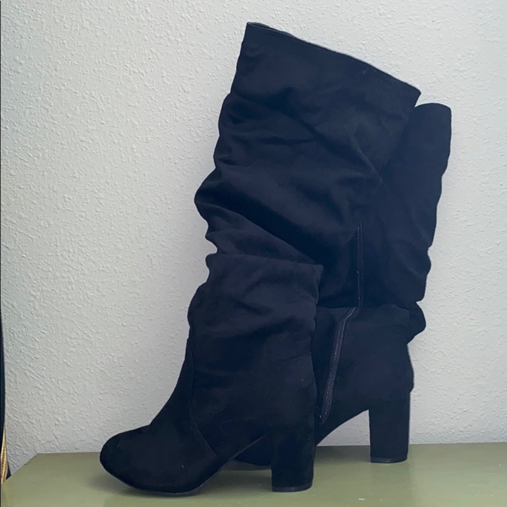 RF Room of Fashion Women’s Medium Calf Chunky Heel
